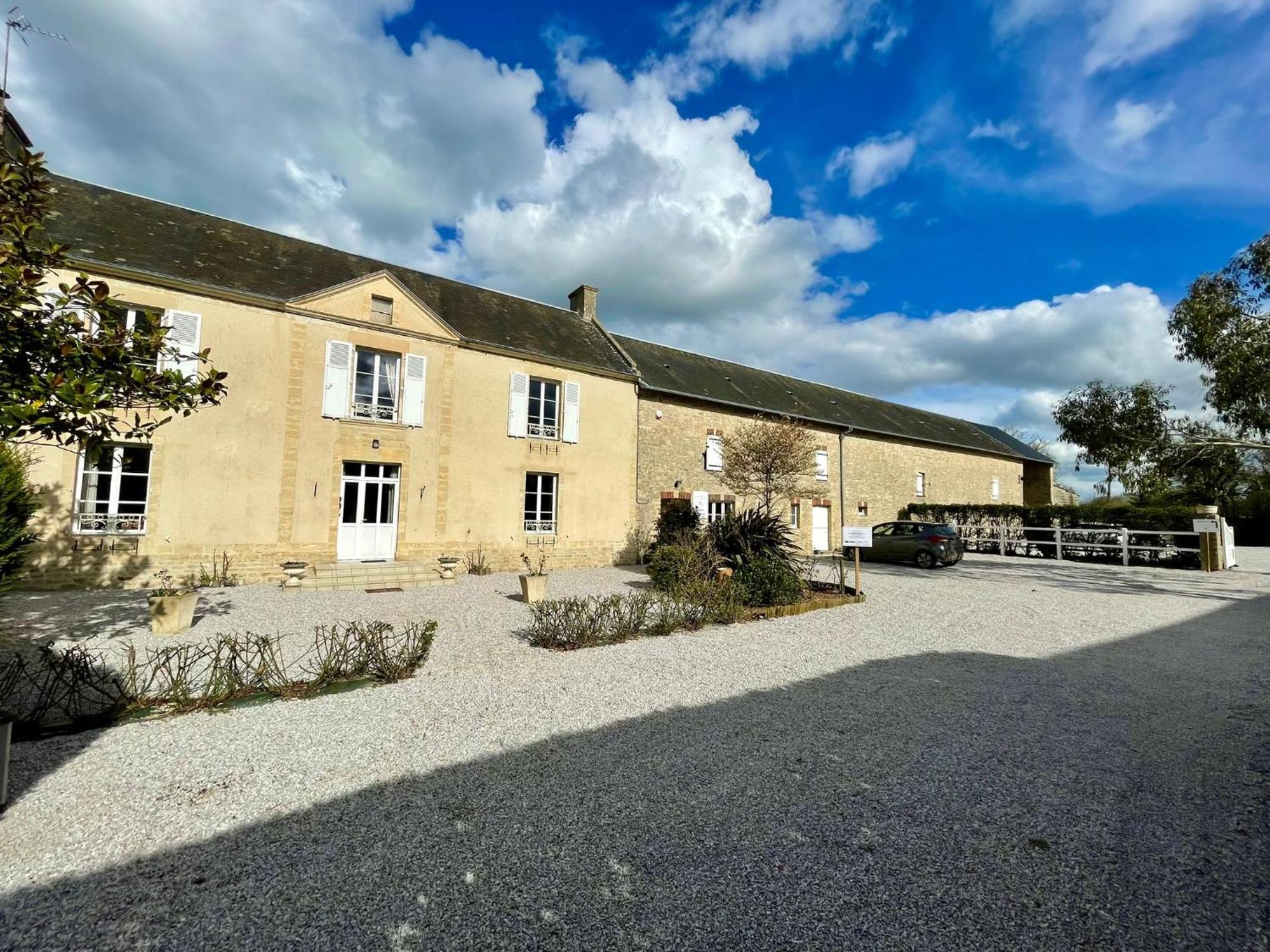 Les Chambres D'Omaha Beach Etablissement Avec Deux Chambres D'Hotes, Petit-Dejeuner Compris Fait-Maison Et Produits Locaux Vierville-sur-Mer Exteriör bild